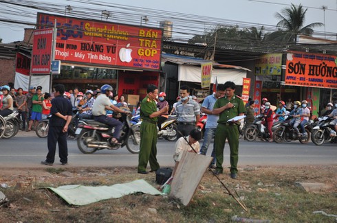 Đang đi bộ, bỗng dưng gục xuống đường tử vong - ảnh 1