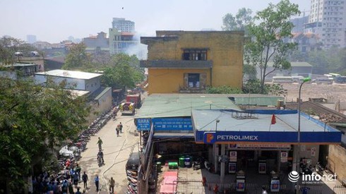Cháy xưởng in cạnh cây xăng tại Thanh Xuân, Hà Nội - ảnh 5