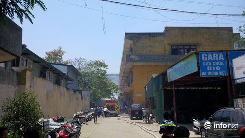 Cháy xưởng in cạnh cây xăng tại Thanh Xuân, Hà Nội - ảnh 6