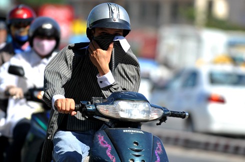 Dự báo thời tiết hôm nay ngày 26/4: Miền Đông Nam bộ nóng nhất cả nước - ảnh 1