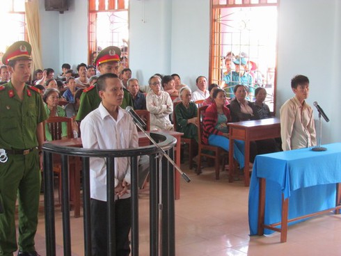 Lời nói đọi máu - ảnh 1