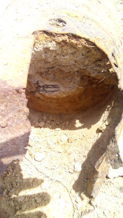 Phát hiện quả bom dài gần 2 mét - ảnh 2