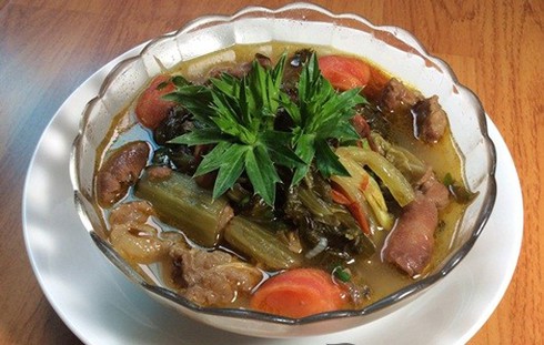 Cách nấu bò kho dưa chua tuyệt ngon ngày lạnh - ảnh 3