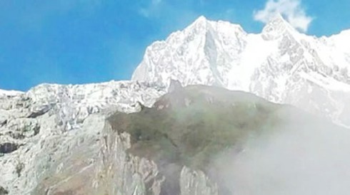 Bức ảnh “sói khổng lồ” - ảnh 1