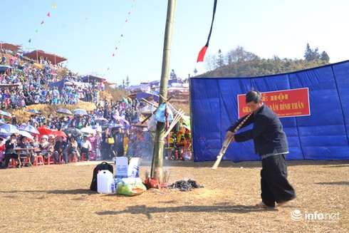 Lên Pha Long vui hội Gầu Tào của người Mông - ảnh 3