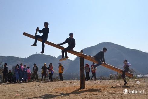 Lên Pha Long vui hội Gầu Tào của người Mông - ảnh 4