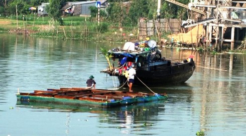 Gần 14 tỷ đồng “trôi” trên sông - người dân đau lắm! - ảnh 2