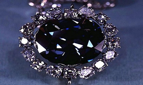 Sự thật về viên kim cương mang lời nguyền của vua Pháp - ảnh 1