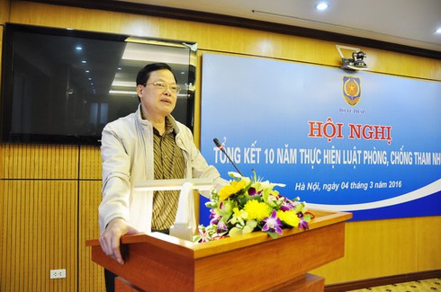 Đi ăn cơm bụi nhưng “tặng” phong bì hàng nghìn USD - ảnh 2