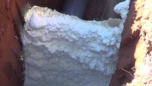 Video: Loại bọt có thể nâng hơn 70 tấn bê tông - ảnh 1