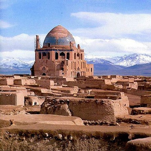 Mái vòm Soltaniyeh tuyệt đẹp - Di sản văn hóa thế giới tại Iran - ảnh 2