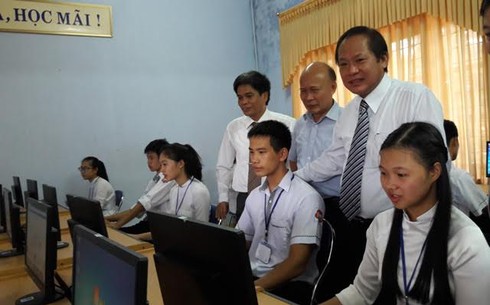 Bộ trưởng Trương Minh Tuấn về trường cũ dự lễ khai giảng - ảnh 2