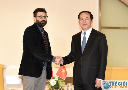 Củng cố và tăng cường quan hệ với các đảng bạn bè, truyền thống ở Italy - ảnh 3