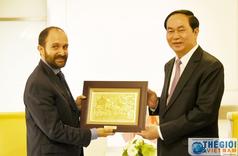 Củng cố và tăng cường quan hệ với các đảng bạn bè, truyền thống ở Italy - ảnh 1