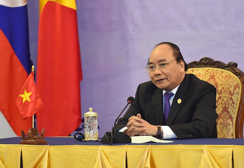 Thủ tướng Việt Nam, Campuchia, Lào chủ trì họp báo chung - ảnh 2