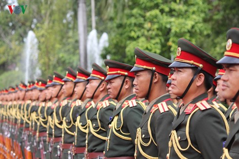 Tổng Bí thư Nguyễn Phú Trọng bắt đầu chuyến thăm CHDCND Lào - ảnh 9