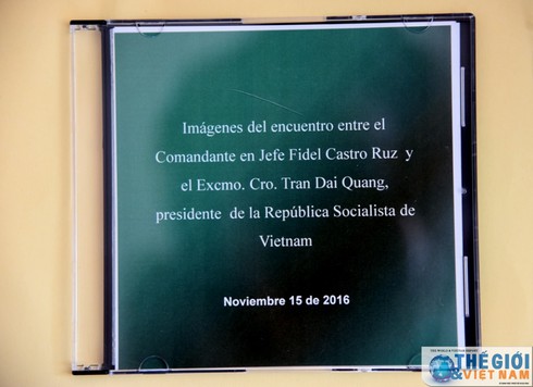 Hình ảnh Lãnh tụ Cuba Fidel Castro trong cuộc gặp Chủ tịch nước Trần Đại Quang - ảnh 2