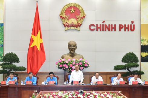 Thủ tướng mong muốn đối thoại nhiều hơn nữa với công nhân - ảnh 2
