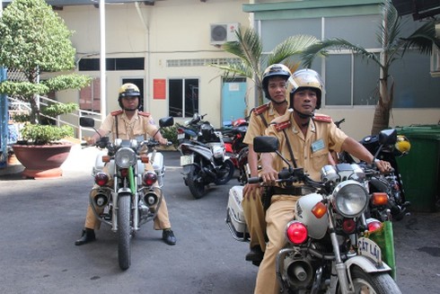 Nằm dài ra đường giả tai nạn để cướp tài sản - ảnh 2