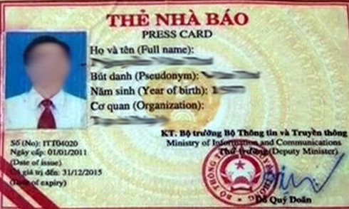 Số Hoa Chữ Ky Lanh đạo Bộ Tt Tt In Tren Thẻ Nha Bao Mới