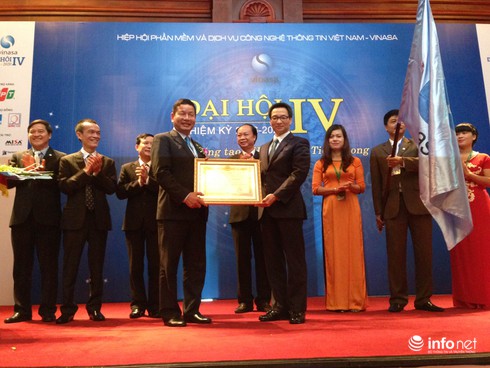 Tại sao không đào tạo CNTT cho hơn 100.000 kỹ sư, cử nhân thất nghiệp? - ảnh 2