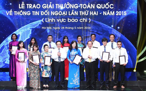 Giải thưởng Thông tin đối ngoại năm 2016 xét thêm lĩnh vực xuất bản - ảnh 1