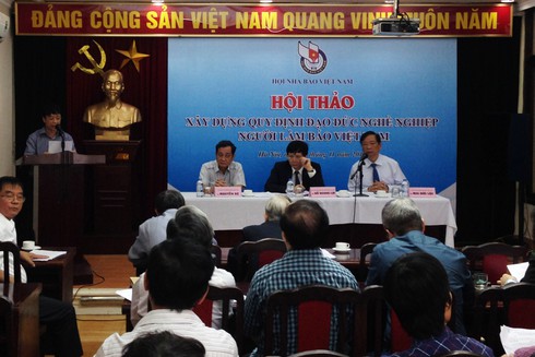 Nhà báo phải nghiêm túc, chuẩn mực khi tham gia mạng xã hội - ảnh 2