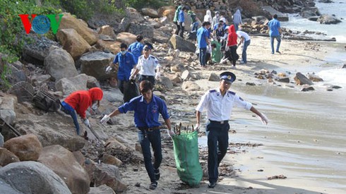 Cần có Luật Bảo vệ môi trường biển - ảnh 1