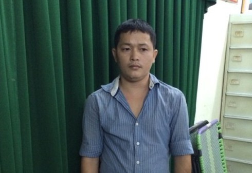 Nhóm dân quân phường giả cảnh sát hình sự “làm tiền” người đi đường - ảnh 1