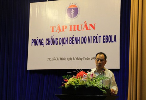 Cận cảnh diễn tập phòng chống và ứng phó dịch Ebola - ảnh 2