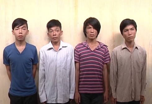 Cướp giật gặp đường đông... té xe! - ảnh 2