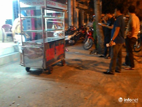 Kinh hoàng vụ hỗn chiến từ nhà đến phòng cấp cứu bệnh viện - ảnh 2