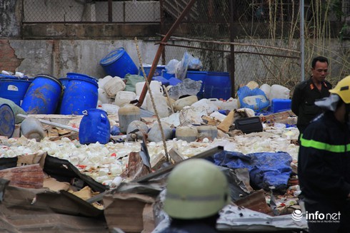 Vụ nổ hóa chất: UBND TP.HCM yêu cầu kiểm điểm cá nhân có liên quan - ảnh 1