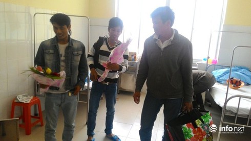 Niềm vui xuất viện của nạn nhân vụ sập hầm thủy điện - ảnh 5