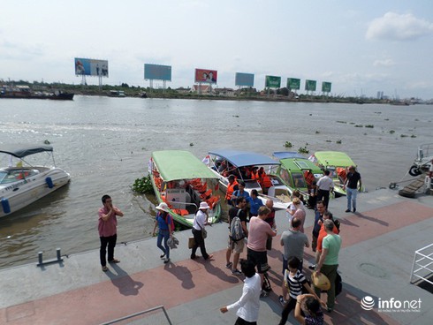 Ngưng hoạt động bến cảng du lịch Bạch Đằng, TP.HCM: DN rơi vào thế khó - ảnh 2