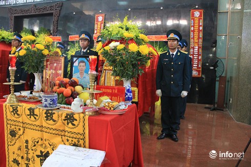 Toàn cảnh Lễ viếng và truy điệu 4 chiến sỹ hi sinh trong vụ UH-1 rơi - ảnh 3