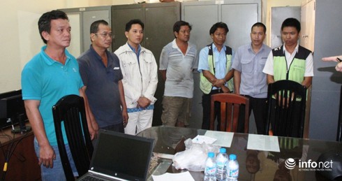 Lại bắt quả tang nhân viên Vinapco ăn trộm xăng máy bay - ảnh 1