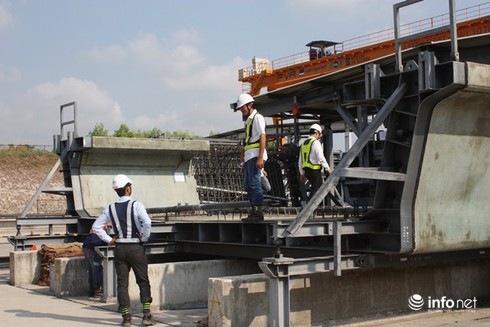 Cận cảnh bên trong bãi đúc đốt dầm của tuyến Metro Bến Thành – Suối Tiên - ảnh 5