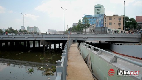 Nghi án người đàn ông bị vứt xác ở trung tâm TP.HCM - ảnh 1