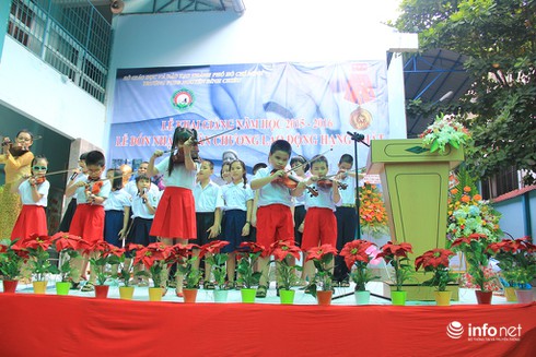 TP.HCM: Xúc động hình ảnh lễ khai giảng của học sinh khiếm thị - ảnh 14