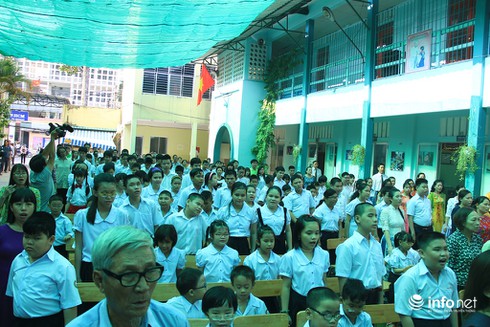 TP.HCM: Xúc động hình ảnh lễ khai giảng của học sinh khiếm thị - ảnh 13