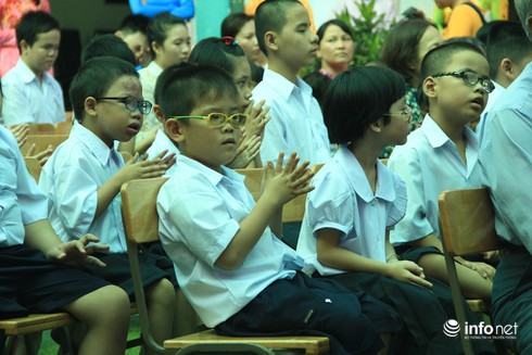 TP.HCM: Xúc động hình ảnh lễ khai giảng của học sinh khiếm thị - ảnh 17