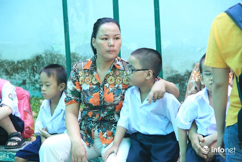 TP.HCM: Xúc động hình ảnh lễ khai giảng của học sinh khiếm thị - ảnh 7