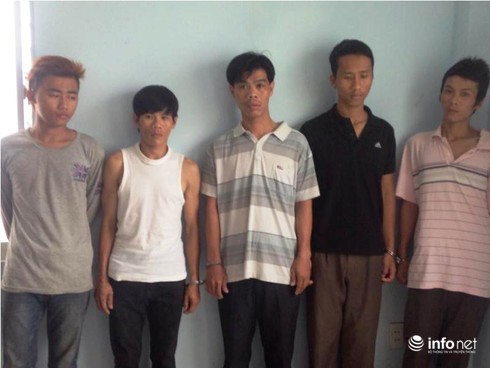 Phá hai băng trộm, cướp nghiện ma túy đá lộng hành vùng giáp ranh - ảnh 2