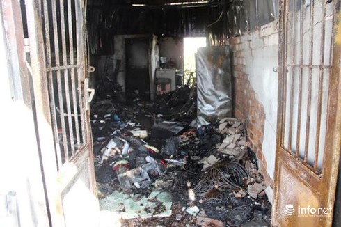 “Bà hỏa” thiêu rụi ba căn nhà vùng ven TP.HCM - ảnh 3