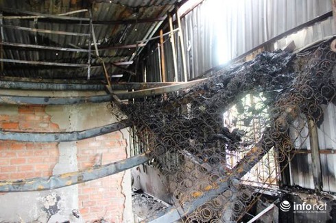 “Bà hỏa” thiêu rụi ba căn nhà vùng ven TP.HCM - ảnh 4