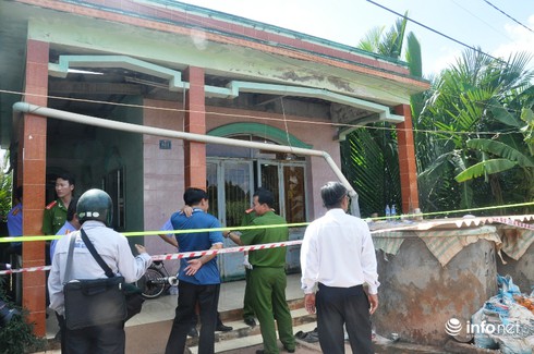 Chính quyền địa phương thăm hỏi, hỗ trợ gia đình vụ thảm án ở Long An - ảnh 1