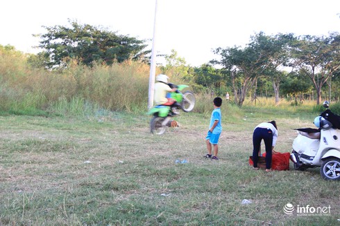 Công viên Văn hóa Gò Vấp rộng 37ha thành nơi… trồng rau, câu cá - ảnh 14