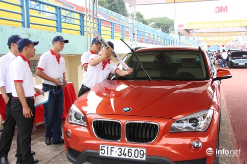 Truyền tải thông điệp “Không nhắn tin khi lái xe” tại Car Care Day 2015 - ảnh 2