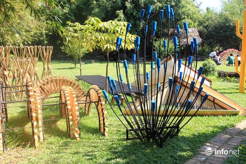 Nghệ nhân gấp rút hoàn thành tiểu cảnh đường hoa Tết Bính Thân - ảnh 8